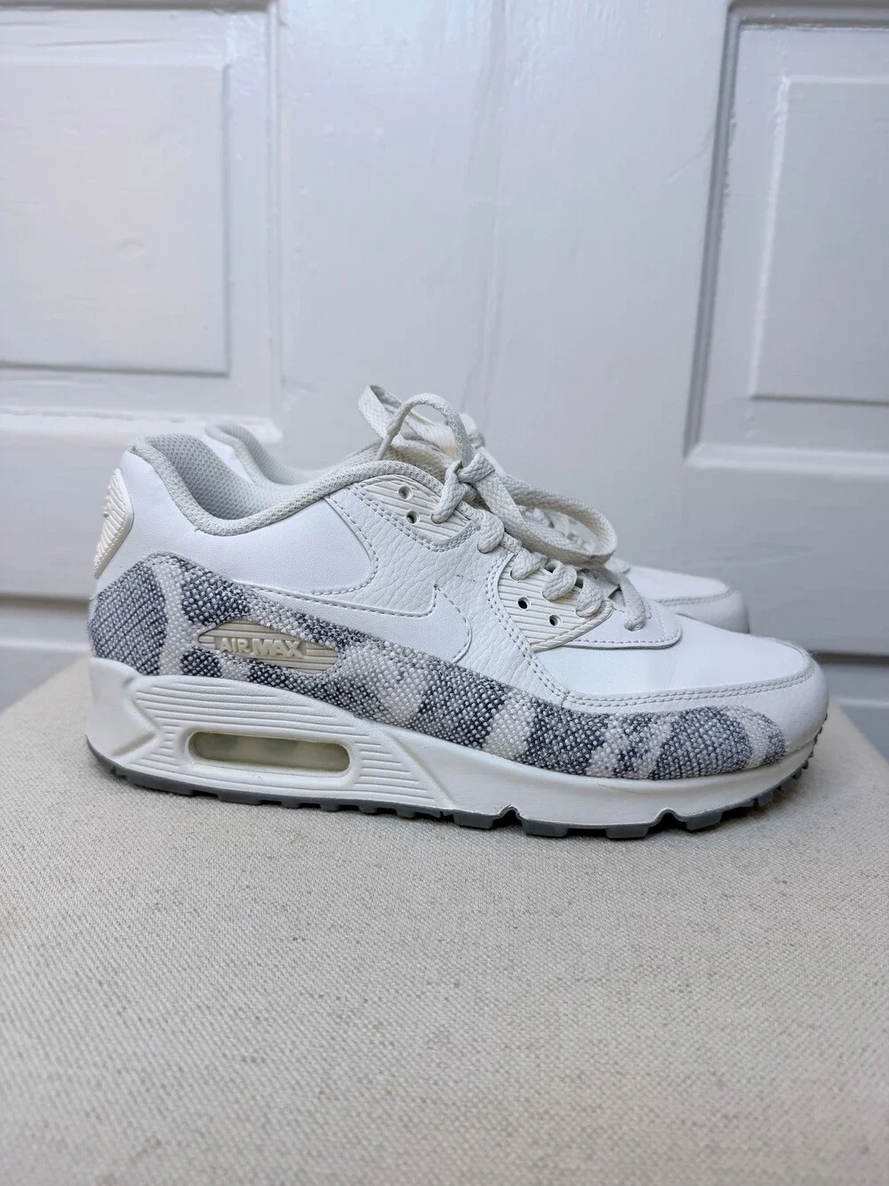 Nike Air Max 90 Premium Snake Skin Sneakers Womens Size 6.5